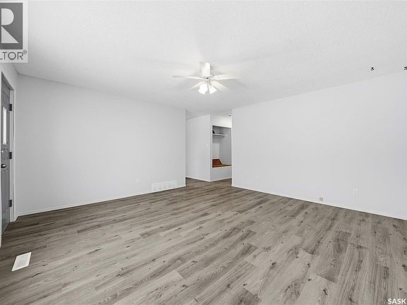 5th image of 803 Carr Pl