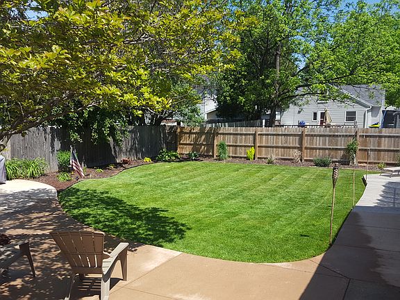 Newly landscaped in 2015