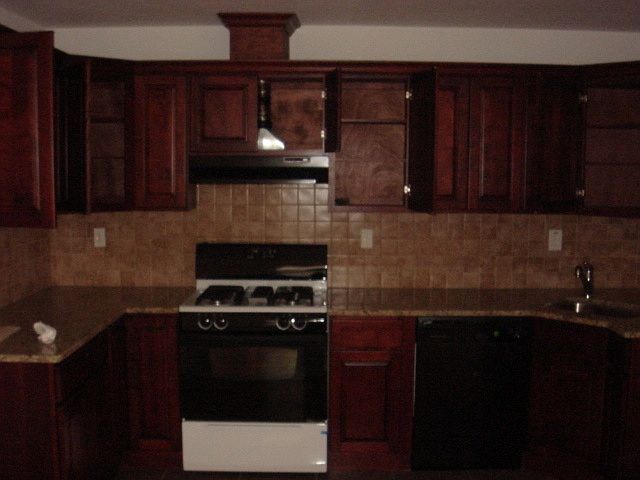 2nd image of 25 Hawthorne Ave