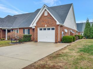 2746 Stonehedge Dr, Murfreesboro, TN 37128