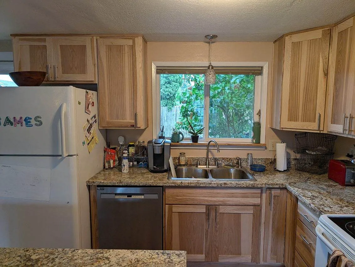 Terresa Ave, Eugene — Photo 3