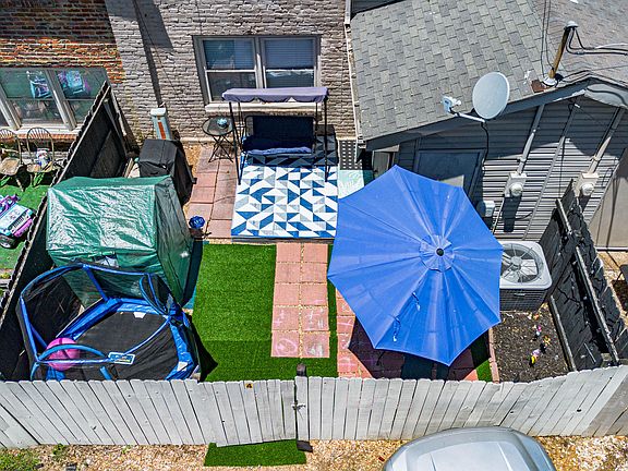 5th image of 6235 Benton Rd APT 4