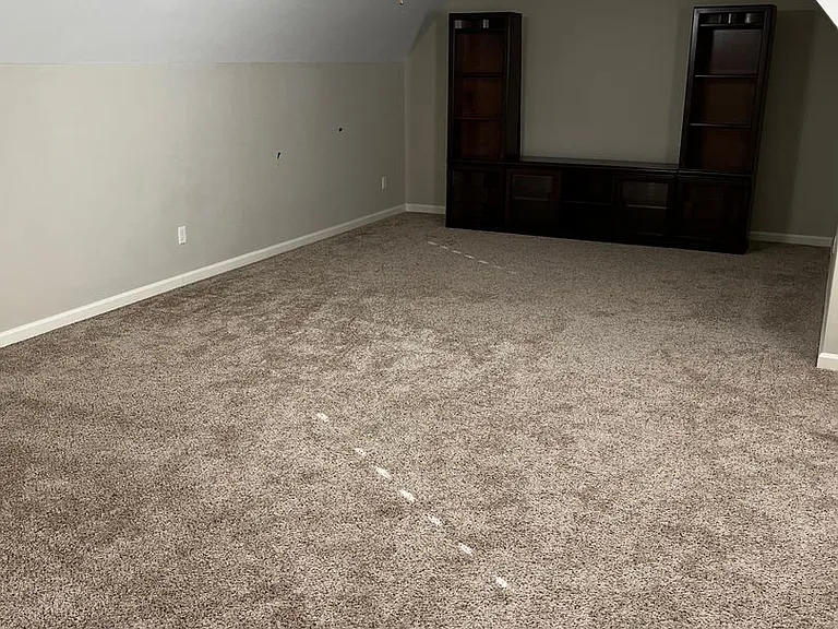 12785 Longmire Loop N — Photo 36