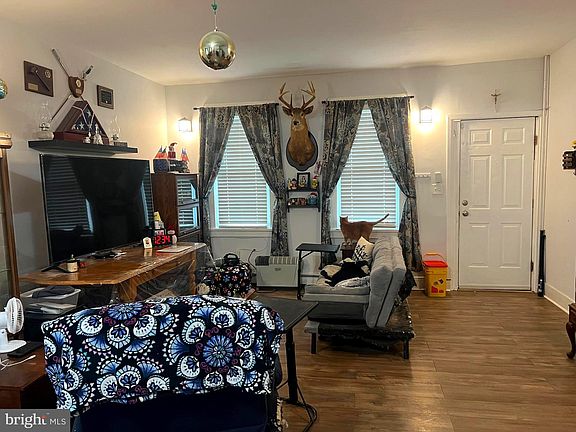 2nd image of 504 Linden Ave