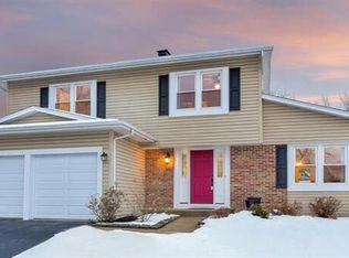 2453 S Crescent Ln, Aurora, IL 60504