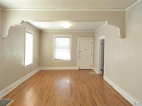 2nd image of 2042 E Routt Ave
