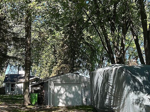 Small garage and RV hookup