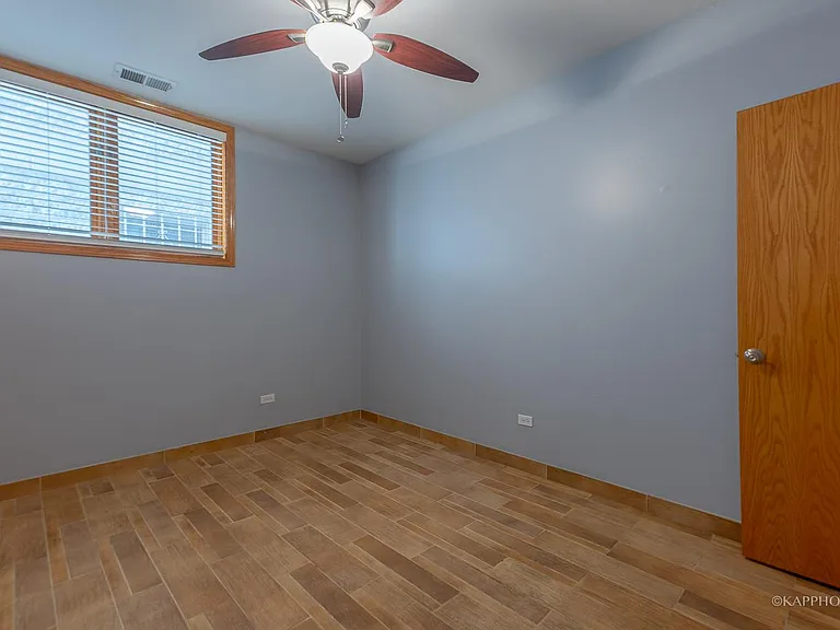 741 S Claremont Ave #G — Photo 11
