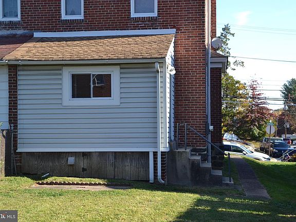 5th image of 162 Burmont Rd