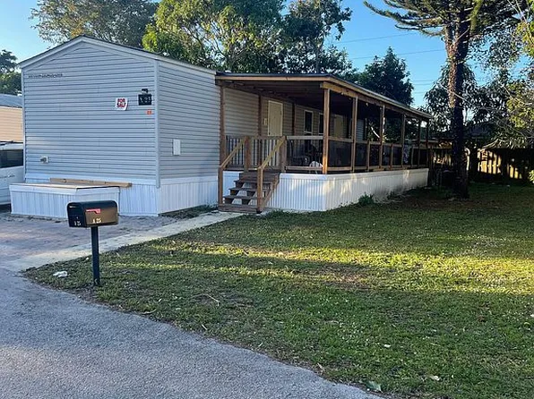 19900 NW 37th Ave #8, Miami Gardens, FL 33056