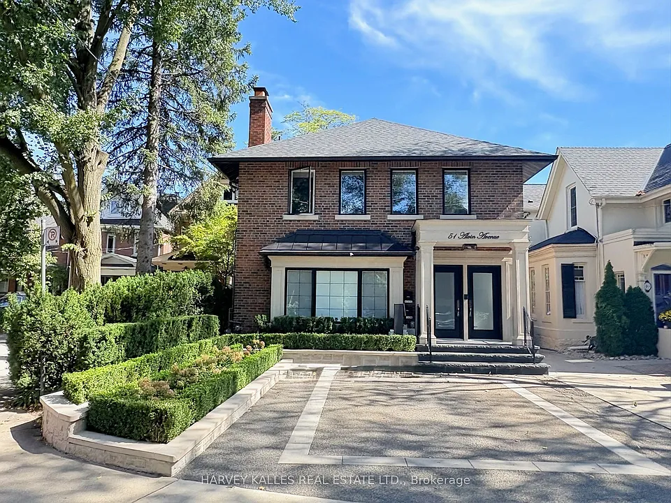 51 Alvin Ave #LOWER