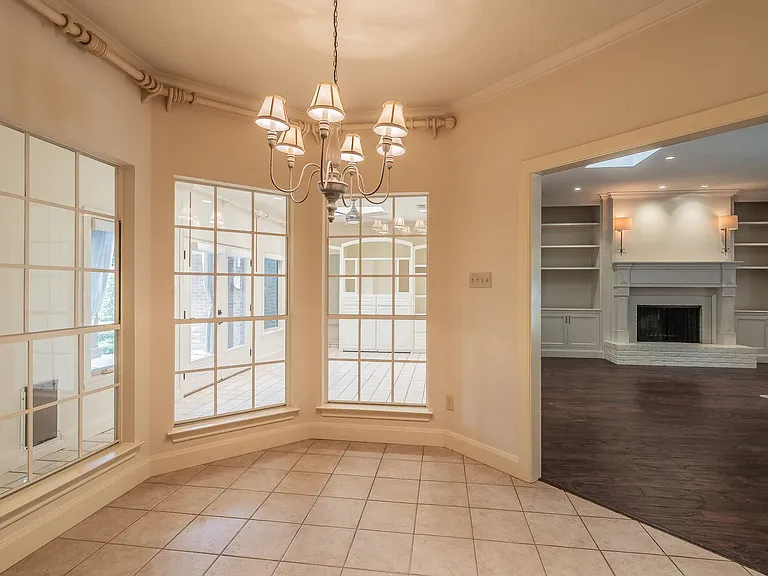 6724 Blue Meadow Dr — Photo 18