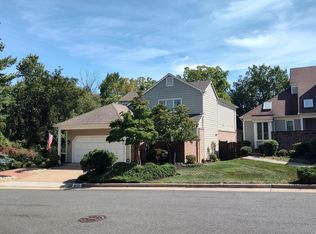 2923 Aran Ct, Oakton, VA 22124