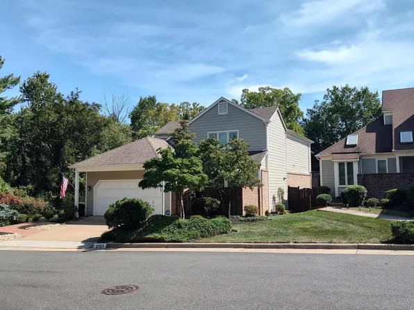 2923 Aran Ct, Oakton, VA 22124
