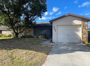 1045 Axlewood Cir, Brandon, FL 33511
