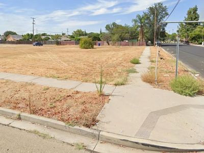 1411 J St, Reedley, CA, 93654