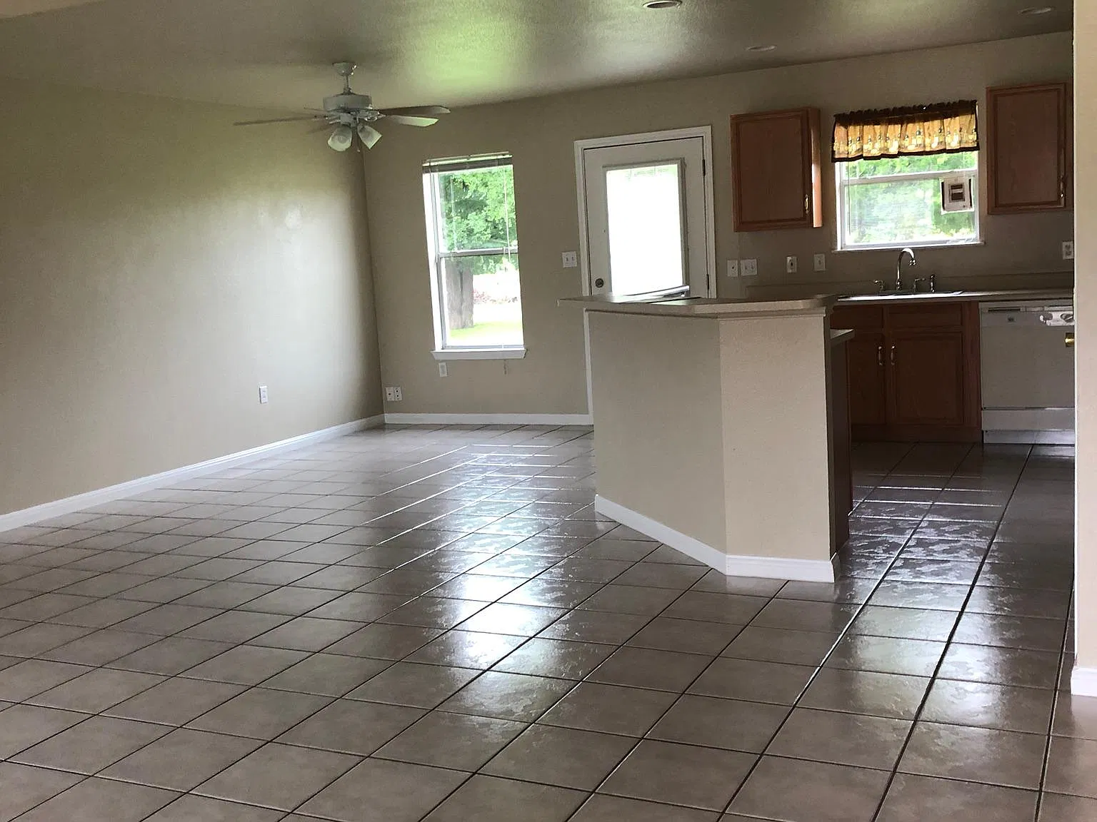 170 Highview Lane — Photo 4