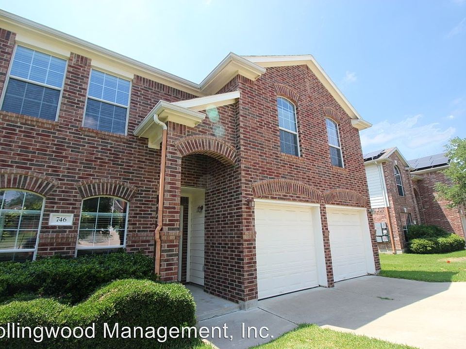 1st image of 746 Adler Falls Ln