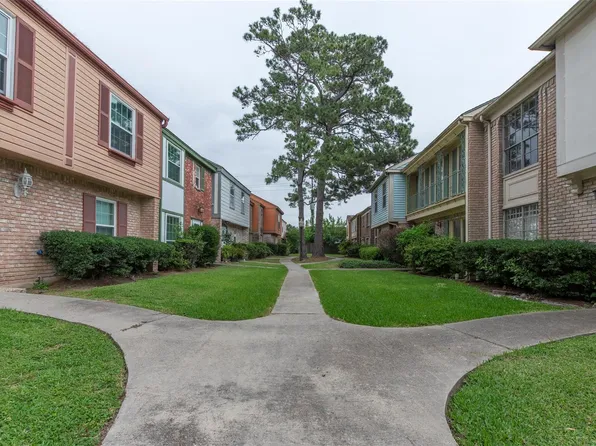 17108 Beaver Springs Dr #8, Houston, TX 77090