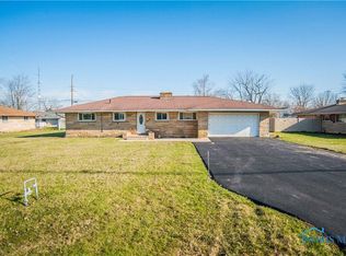 204 Cleveland Ave, Defiance, OH 43512