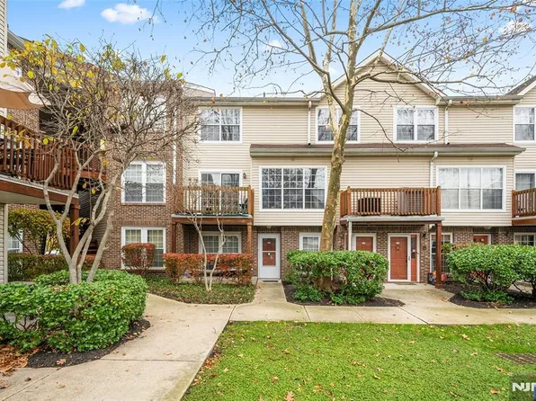 1420 Westgate Dr #8109, Fort Lee, NJ 07024