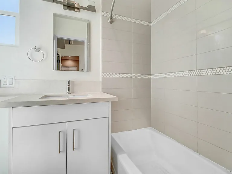 Citra Apartments — Photo 39
