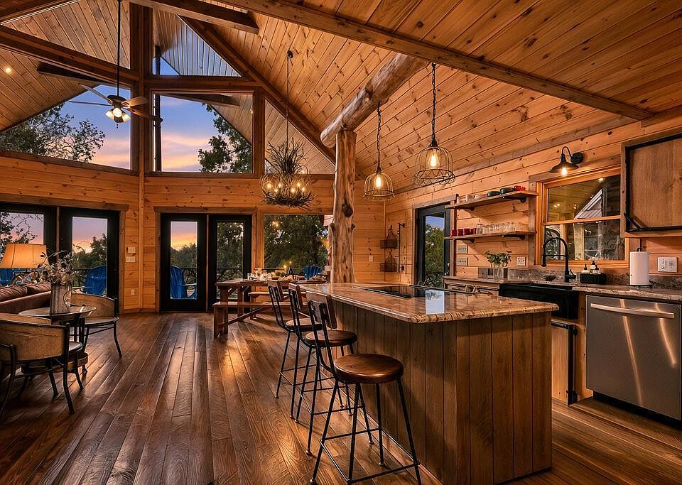 1st image of 560 Endless View Rd