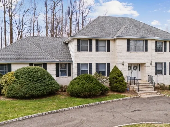 8 SUMMERHILL DRIVE, Warren Twp., NJ 07059