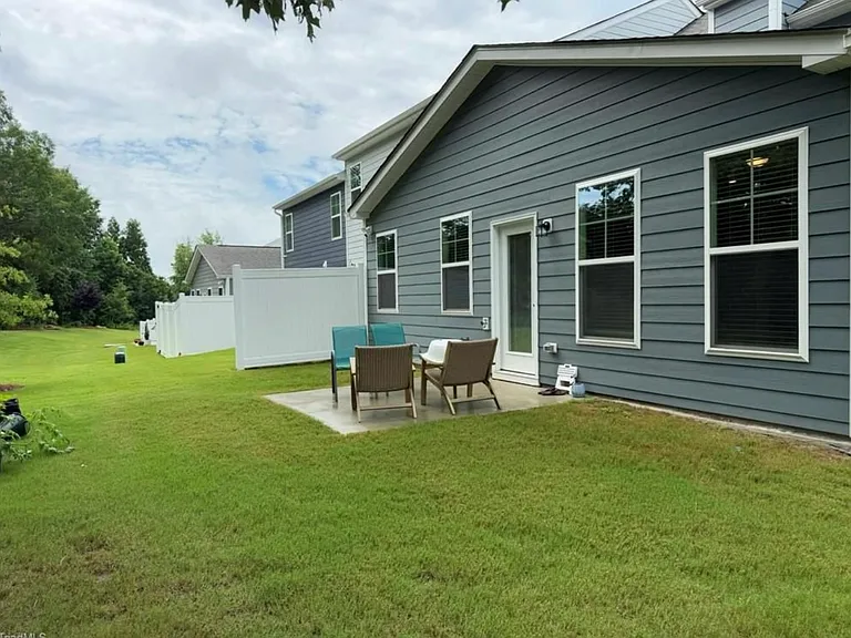 5106 Moonlight Ridge Dr — Photo 15