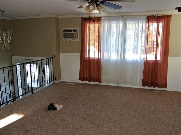 3rd image of 14420 Sunnyside Dr