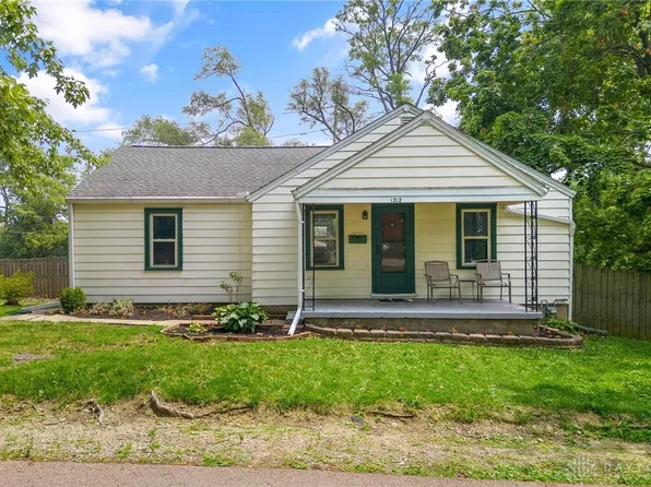 1212 Imperial Blvd, Dayton, OH 45419