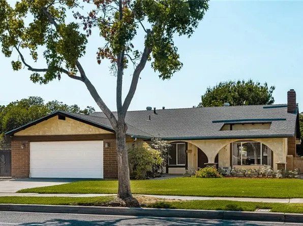 982 N Shaffer St, Orange, CA 92867