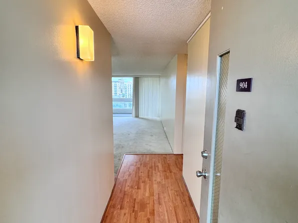 1212 Punahou St, Honolulu, HI