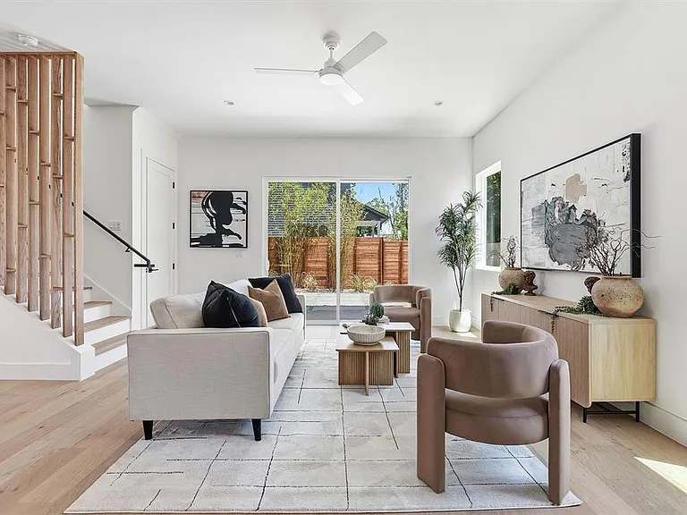 502 Normandy St #2 — Photo 4