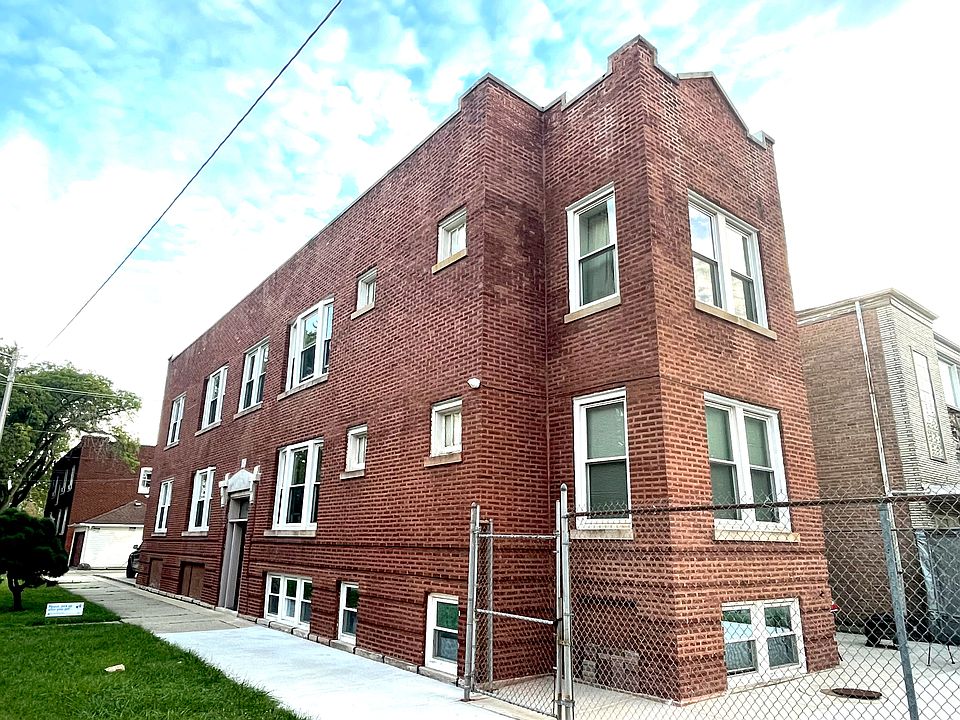 1st image of 2648 N Kildare Ave #B