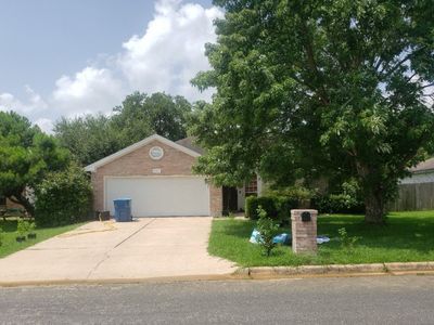 214 Maple Ln, Elgin, TX, 78621