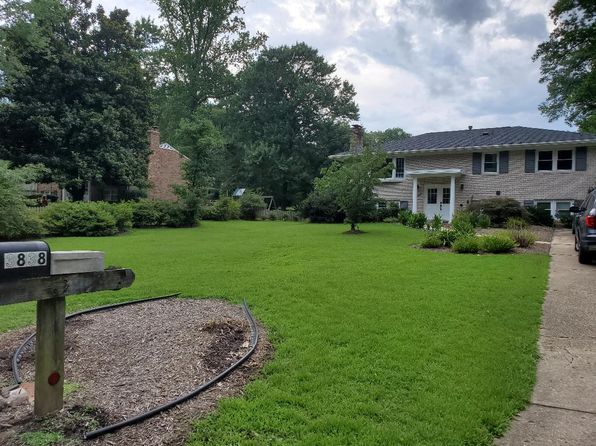 3838 Glenbrook Rd