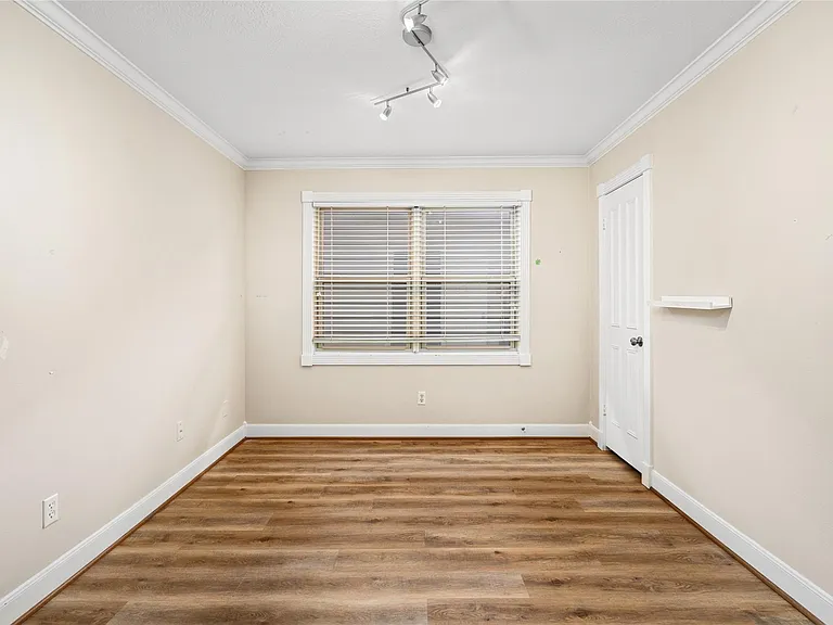 3127 Lafayette St — Photo 25