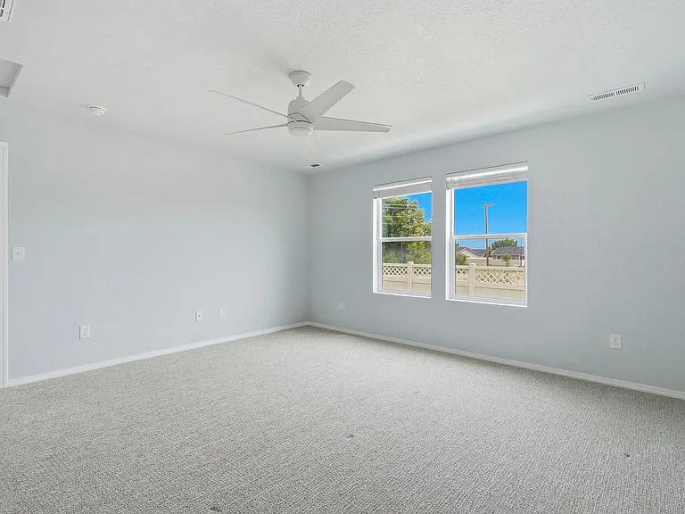 406 Hildago Way — Photo 43