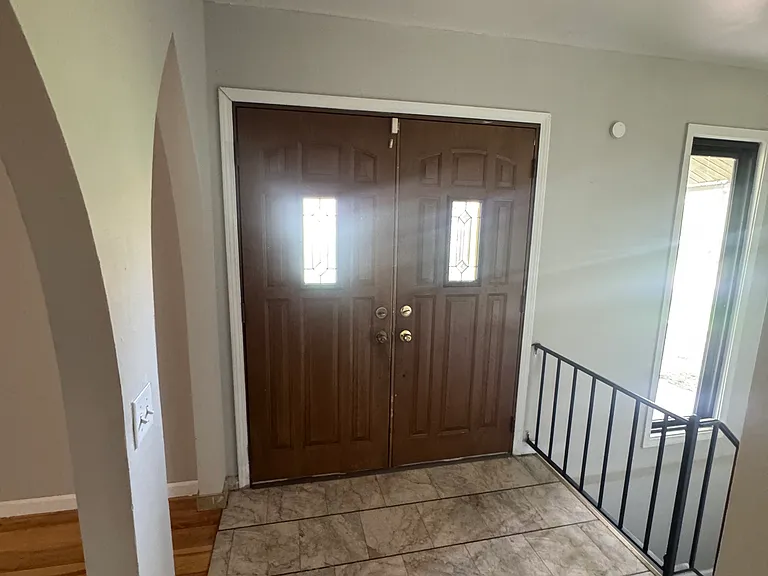 5971 Sir Edward Ct — Photo 2