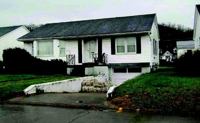 2nd image of 72 Ernst Ave