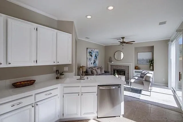 9463 Compass Point Dr S — Photo 13