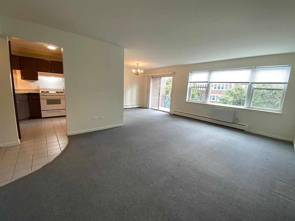 1st image of 1240 W Farwell Ave #304