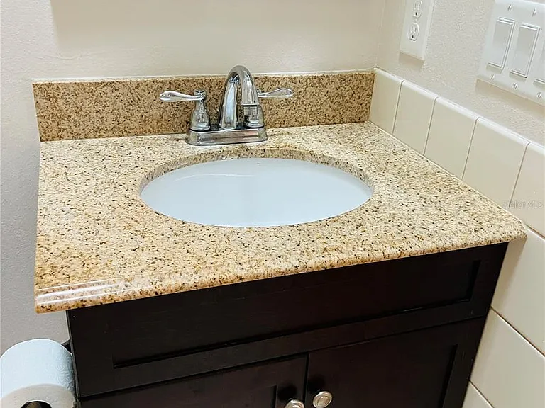 5440 Rosewall Cir — Photo 15