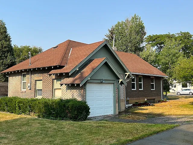 3 bed, 2162 sqft, $1,800 — Photo 2