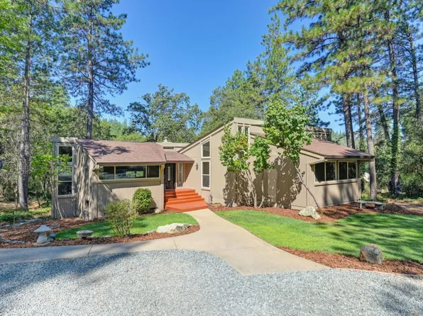 1065 Faith Dr, Meadow Vista, CA 95722