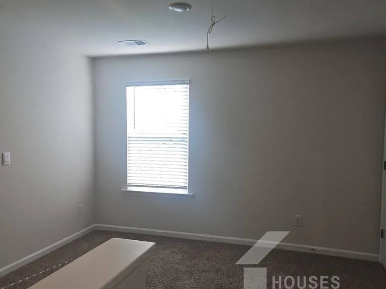 119 Cranford Rd — Photo 9