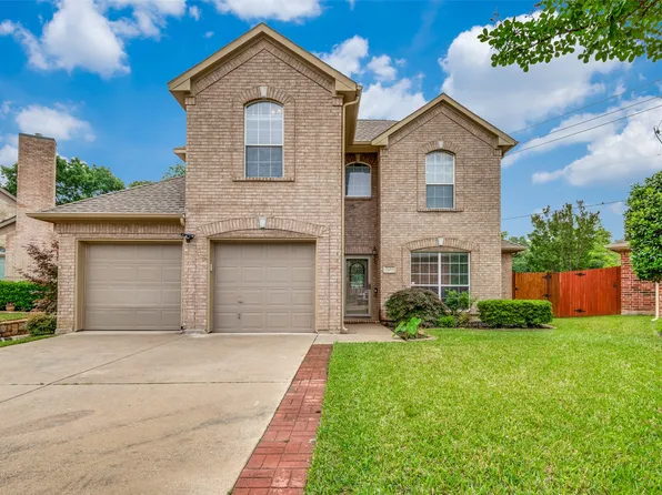 2632 Britany Cir, Bedford, TX 76022