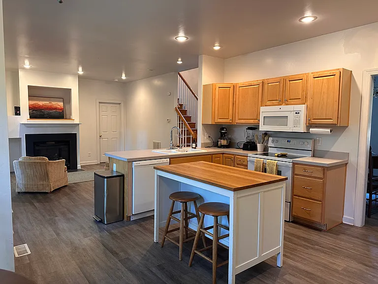 128 Great Gln — Photo 10