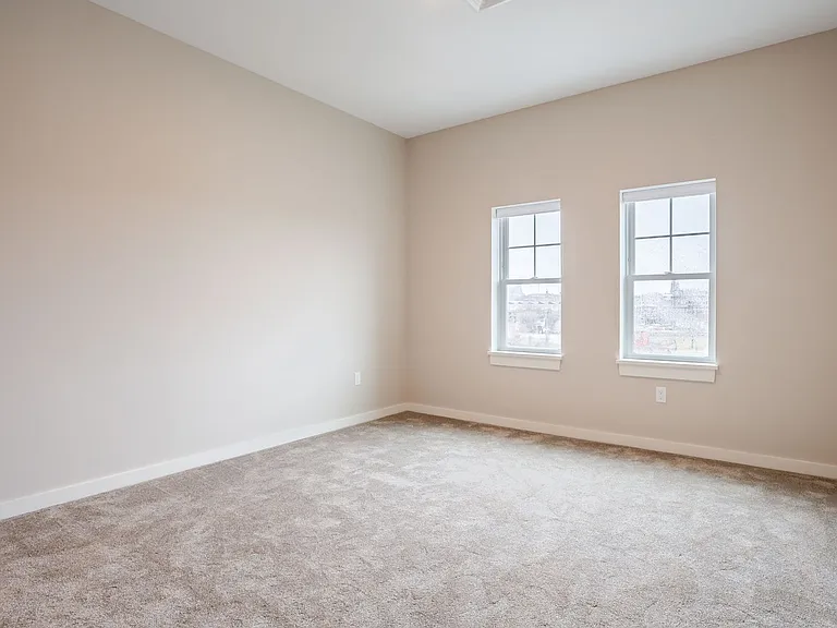 Fallview on Main- 186 Main Street — Photo 80